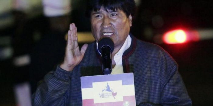 Evo Morales: Obama smetta di trasformare il mondo in un campo di battaglia