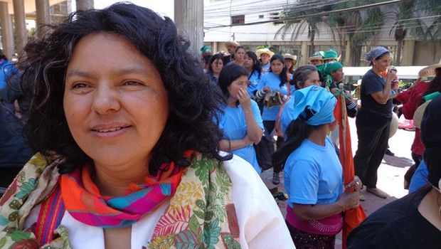 Lo Stato dell'Honduras è responsabile della morte di Berta, nostra madre, nostra figlia, nostra guida Lo Stato dell'Honduras è responsabile della morte di Berta, nostra madre, nostra figlia, nostra guida
