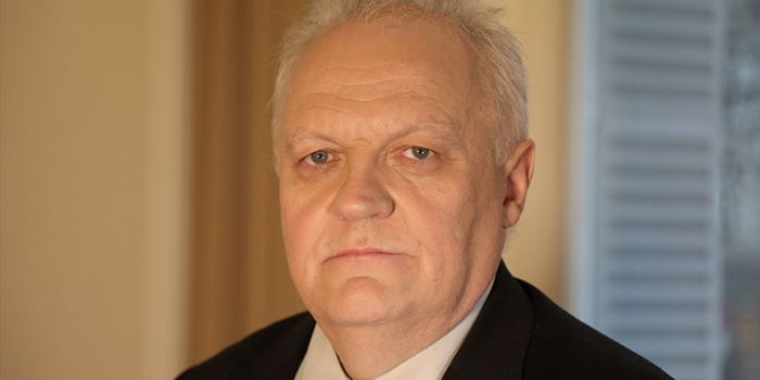 François Asselineau: L'uscita dall'Unione europea è l'uscita dalla prigione dei popoli.