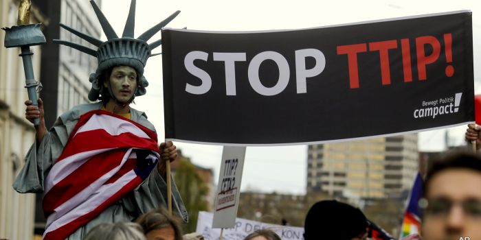 TTIP necessario per proteggere le grandi banche. Parola di Ambasciatore Usa in Italia