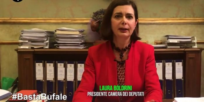 Fake news, la marchetta delle Iene a Laura Boldrini