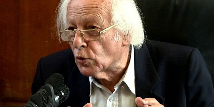 Samir Amin. Non basta attaccare a fasi alterne l'IS. Bisogna sconfiggerlo. Non può che farlo Assad Samir Amin. Non basta attaccare a fasi alterne l'IS. Bisogna sconfiggerlo. Non può che farlo Assad