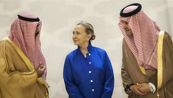 Principe saudita ammette: abbiamo finanziato oltre il 20% della campagna di Hillary! Principe saudita ammette: abbiamo finanziato oltre il 20% della campagna di Hillary!