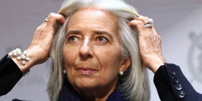 Finalmente il FMI ha trovato la soluzione alla crisi economica: dovete morire prima