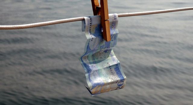 Uscita dall'euro e controllo della Banca centrale: due concetti indissolubili