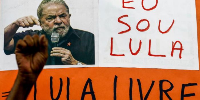 Lettera di Lula dal carcere. Il Brasile si deve ribellare all'agenda neo-liberista di Temer prima che sia troppo tardi Lettera di Lula dal carcere. Il Brasile si deve ribellare all'agenda neo-liberista di Temer prima che sia troppo tardi