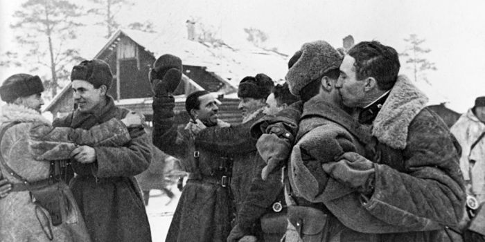 18 Gennaio 1943. L'Armata Rossa rompe l'assedio della Germania nazista dopo 872 giorni di terribili sofferenze