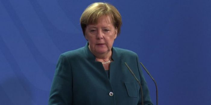 Venezuela. Il Parlamento tedesco mette in guardia Angela Merkel sul sostegno a Guaidó