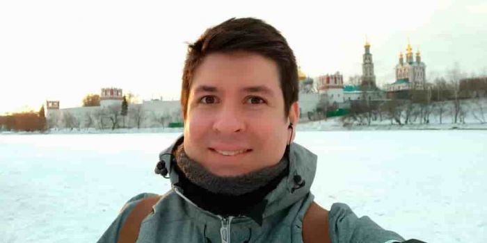 Respinto dal suo paese perché ha studiato a Cuba, medico colombiano diventa parte del progetto sul vaccino anti covid Sputnik V