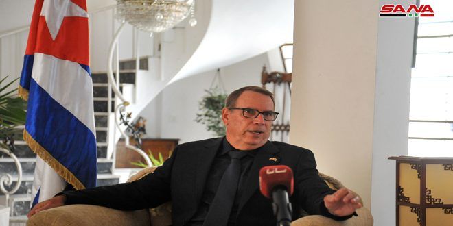 Siria e Cuba rafforzano le loro relazioni per affrontare il blocco economico degli USA Siria e Cuba rafforzano le loro relazioni per affrontare il blocco economico degli USA