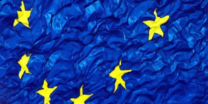 La finanziaria è un'elemosina, ma l'Italia verserà 107 miliardi di euro dei contribuenti fino al 2027