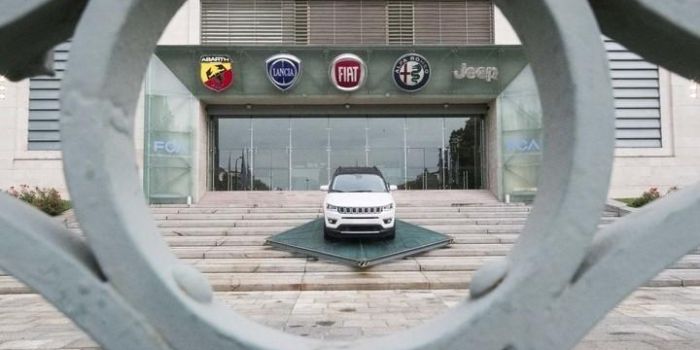 FCA. Dopo il prestito di 6,3 miliardi garantito dallo Stato, 2700 lavoratori di CNH a rischio in Italia FCA. Dopo il prestito di 6,3 miliardi garantito dallo Stato, 2700 lavoratori di CNH a rischio in Italia