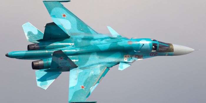 Il Rifornimento In Volo Dei Caccia Russi Mig 31bm E Su 34 Ripreso