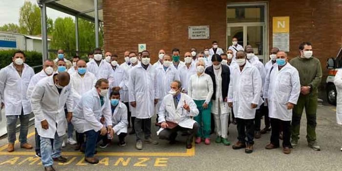 Gli Stati Uniti stanno cercando di distruggere la cooperazione medica cubana perché sanno che è la punta di diamante della nostra rivoluzione, Julio Guerra medico cubano a Torino Gli Stati Uniti stanno cercando di distruggere la cooperazione medica cubana perché sanno che è la punta di diamante della nostra rivoluzione, Julio Guerra medico cubano a Torino