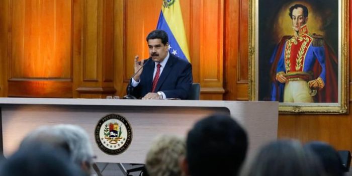 Venezuela, Maduro in conferenza stampa denuncia il ruolo dei media nel golpe in corso Venezuela, Maduro in conferenza stampa denuncia il ruolo dei media nel golpe in corso