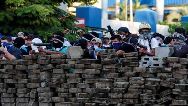 Chi c'è dietro le proteste violente in Nicaragua? Chi c'è dietro le proteste violente in Nicaragua?