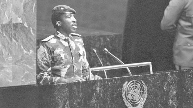 33 anni fa oggi veniva assassinato Thomas Sankara. Il discorso all'Onu che lo ha reso immortale